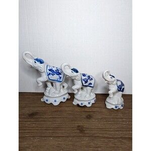 Circus Elephant Figurines, Set of 3 porcelain elephants, Blue onion elephants